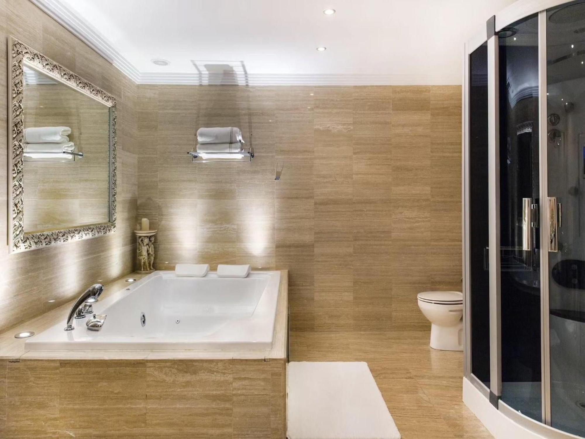 Modern Versace-themed Villa Marbella